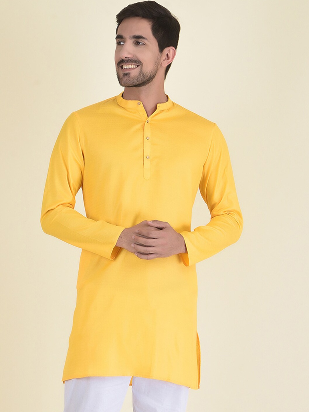 

DEYANN Men Yellow Kurti with Pyjamas