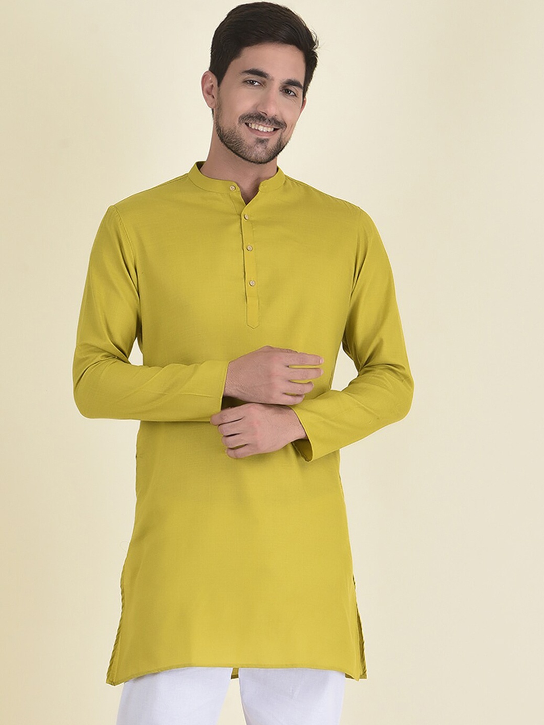 

DEYANN Men Green Pure Cotton Kurta with Trousers