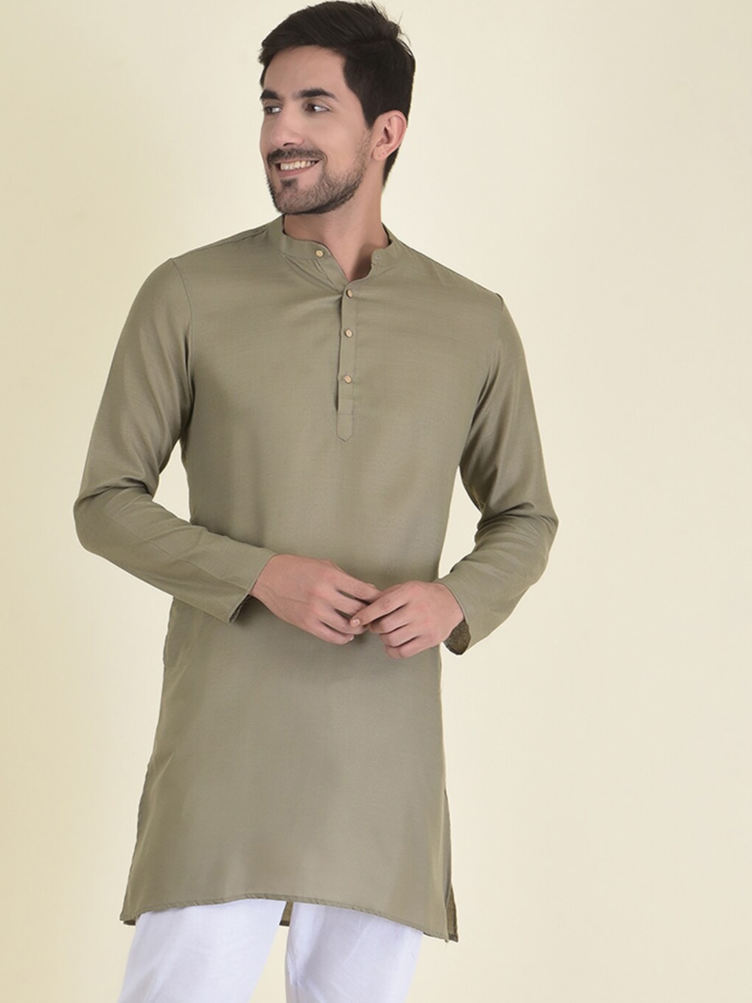 

DEYANN Men Green Solid Pure Cotton Kurta with Pyjamas