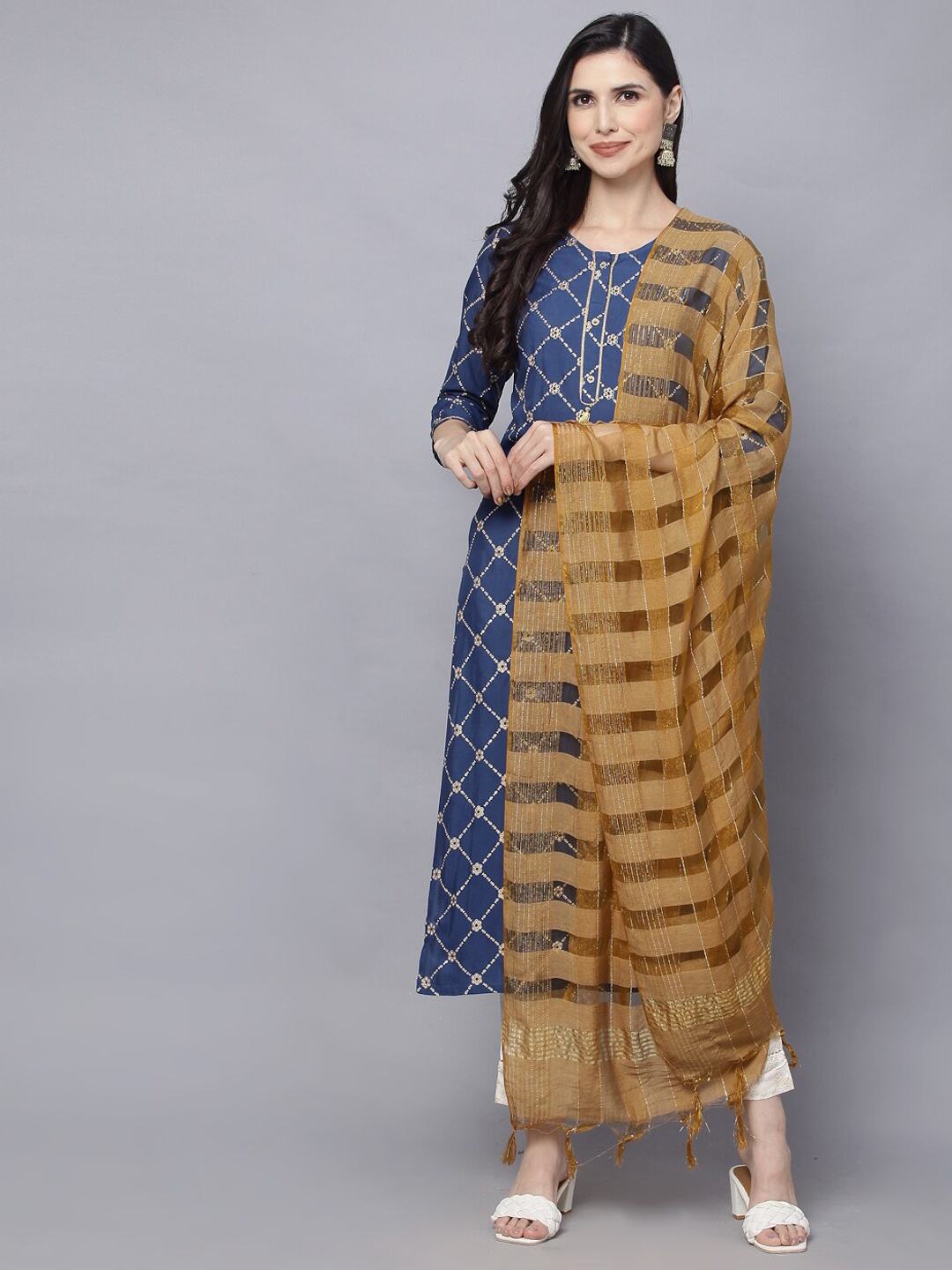 

DAAMINA Women Navy Blue Printed Straight Kurta with Palazzos & With Dupatta