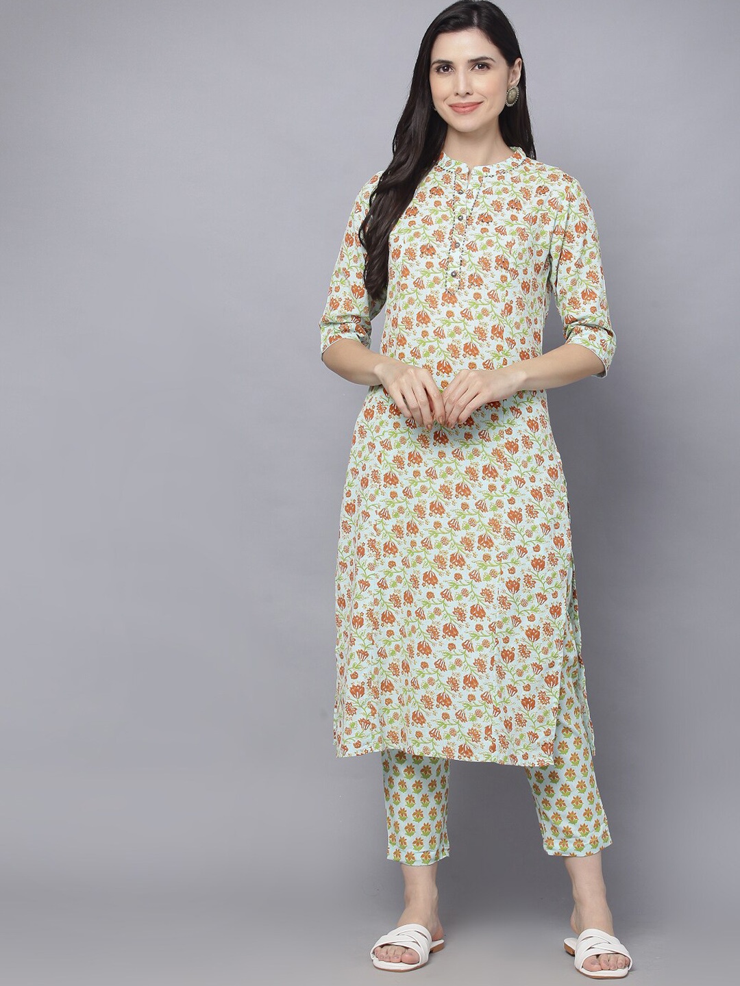 

DAAMINA Women Green Floral Printed Sequinned Kurta with Trousers