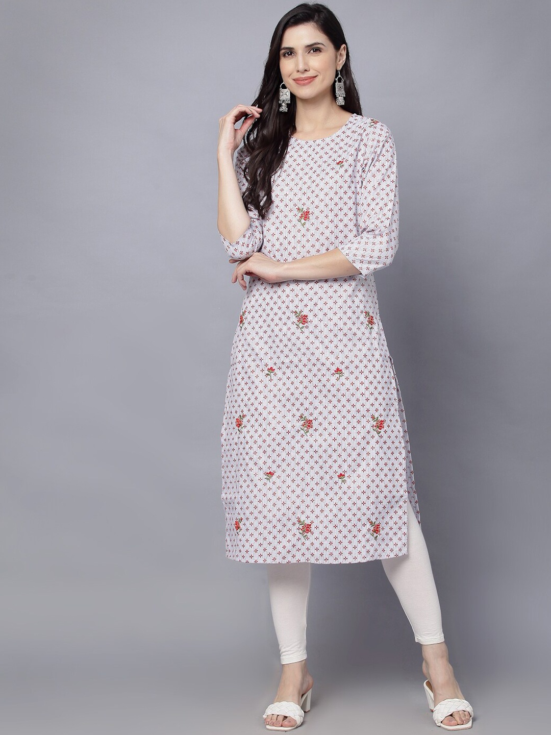 

DAAMINA Women Grey Floral Printed Kurta