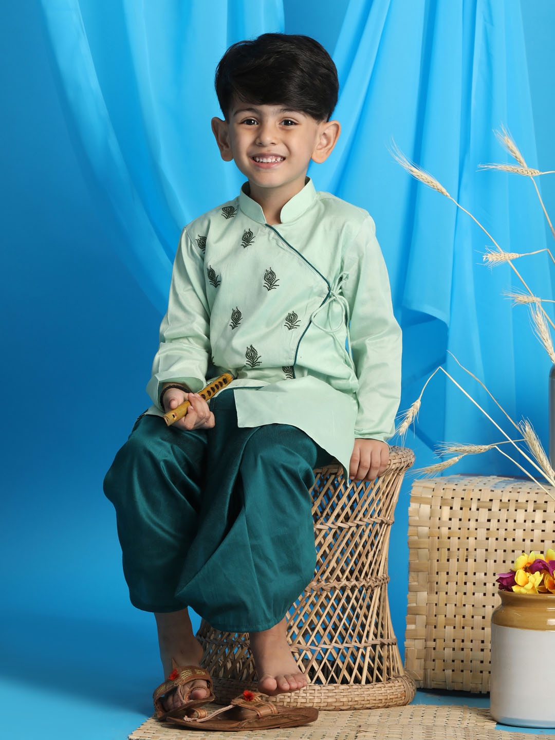 

VASTRAMAY Boys Green Ethnic Motifs Angrakha Thread Work Kurta with Dhoti Pants