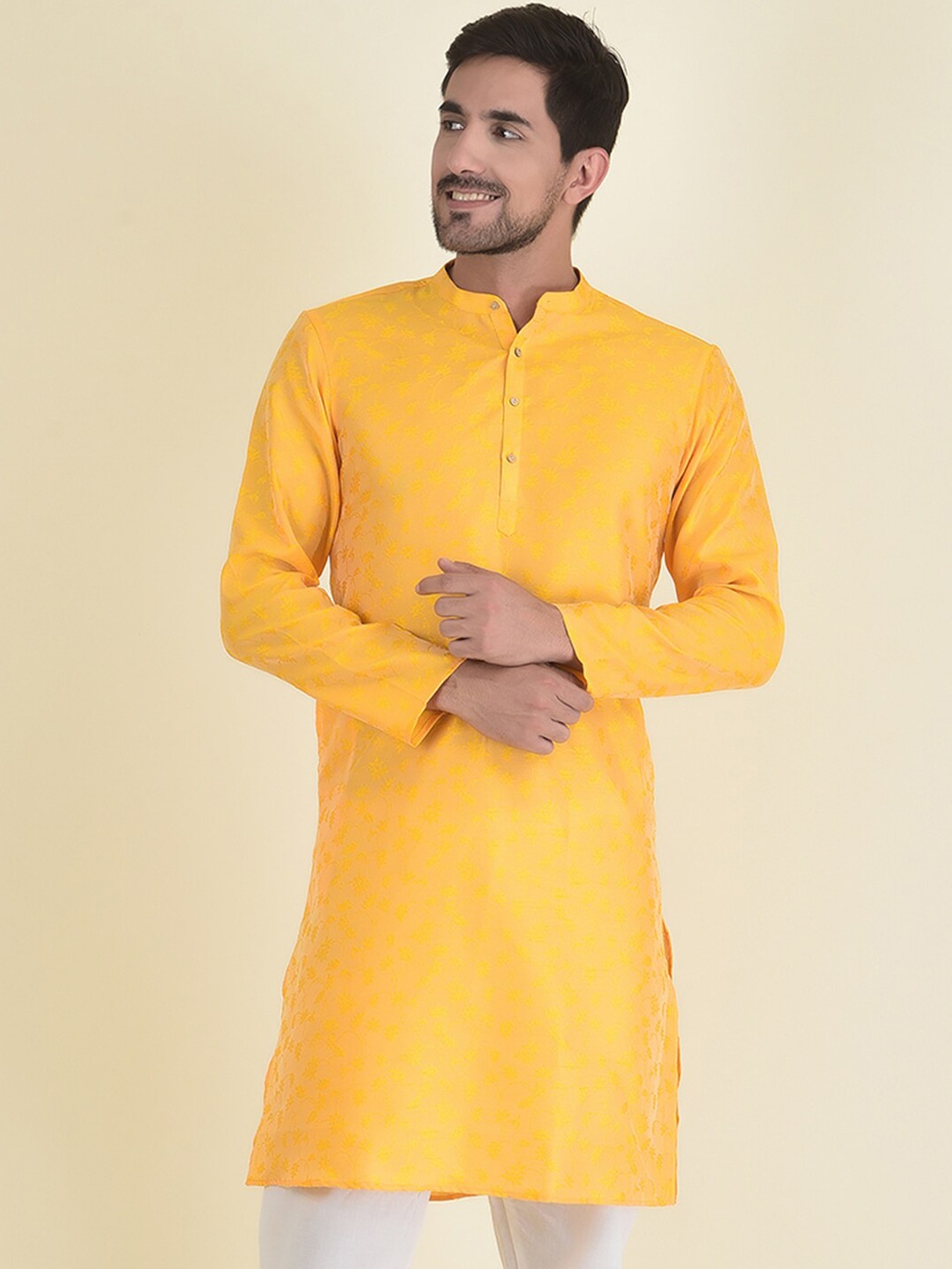

DEYANN Men Yellow Jacquard Kurta