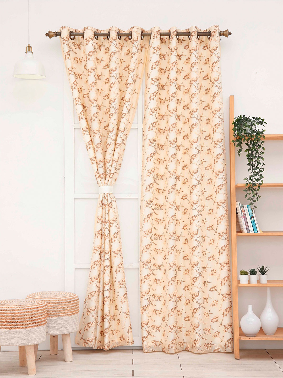 

Ariana Gold-Toned & Brown Floral Design Long Door Curtain