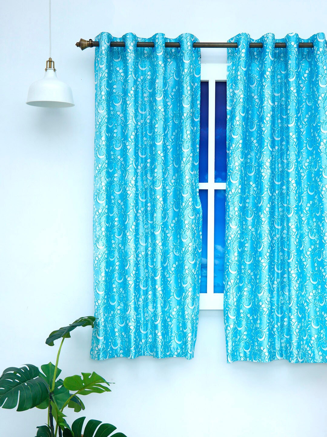 

Ariana Blue & White Floral Design Window Curtain