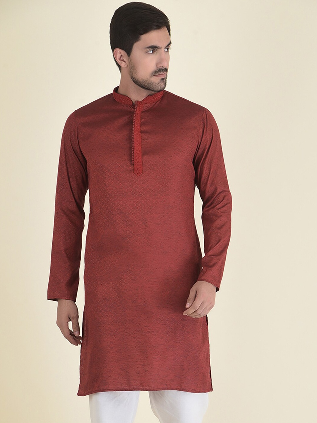 

DEYANN Men Maroon Thread Work Kurta