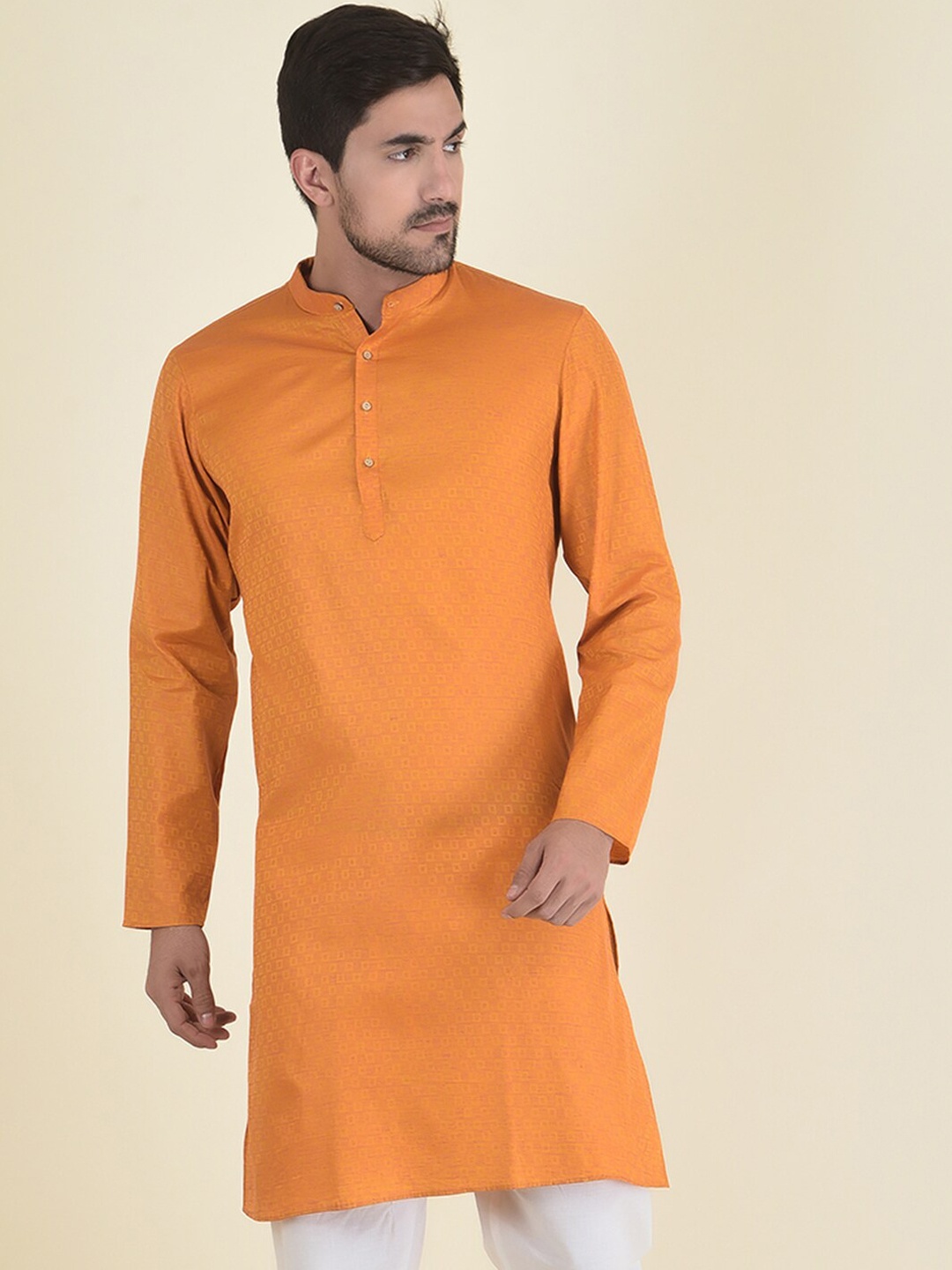 

DEYANN Men Orange Thread Work Kurta