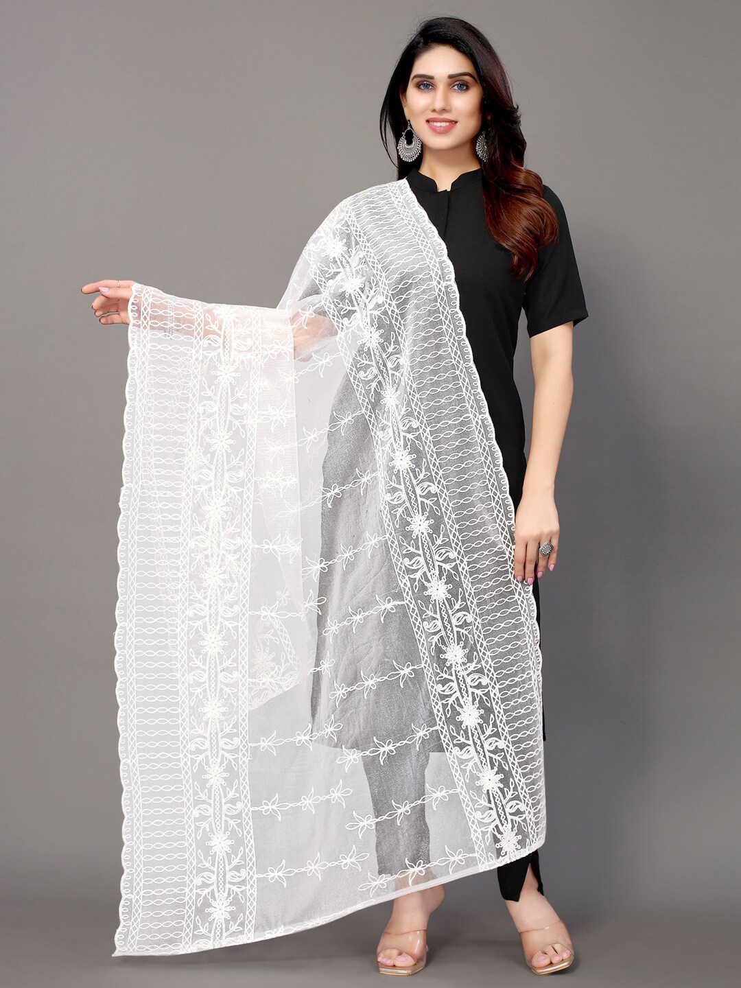 

Satrani White Embroidered Dupatta