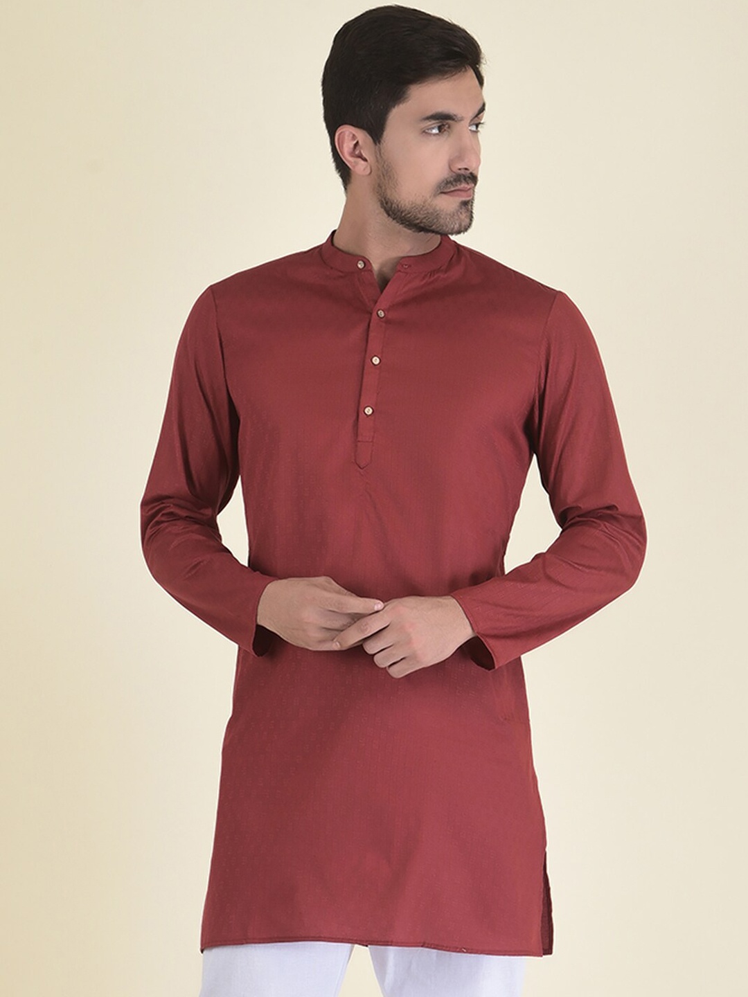 

DEYANN Men Maroon Jacquard Kurta