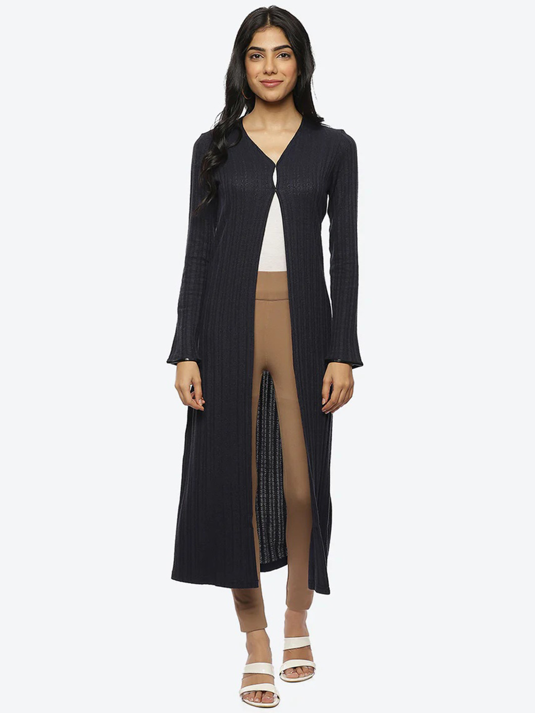 

Lakshita Women Blue Longline Shrug