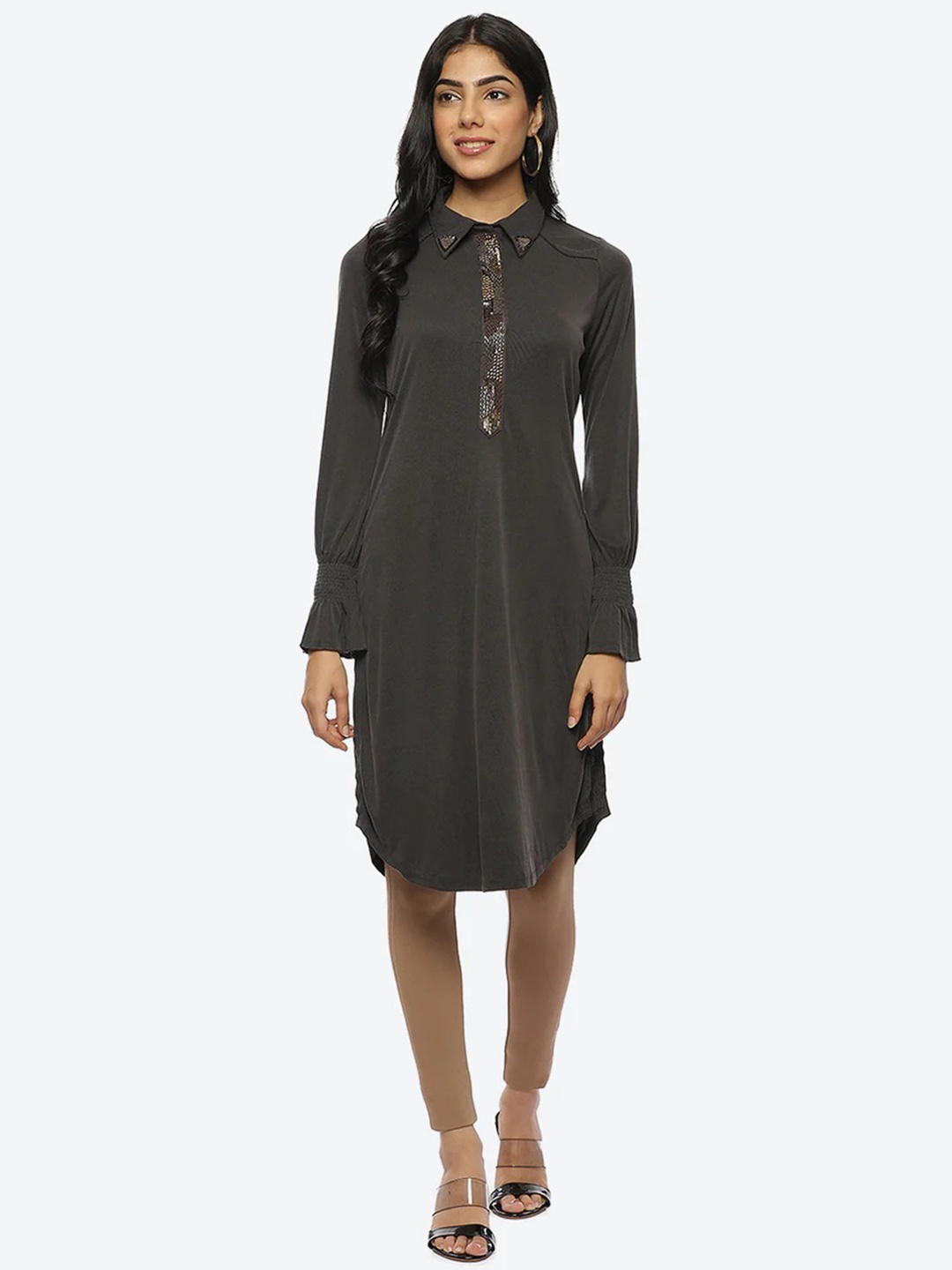 

Lakshita Women Grey Kurta