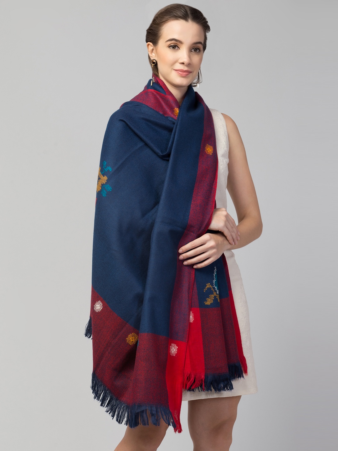 

Tweedle Women Navy Blue Woven Design Woolen Handloom Shawl