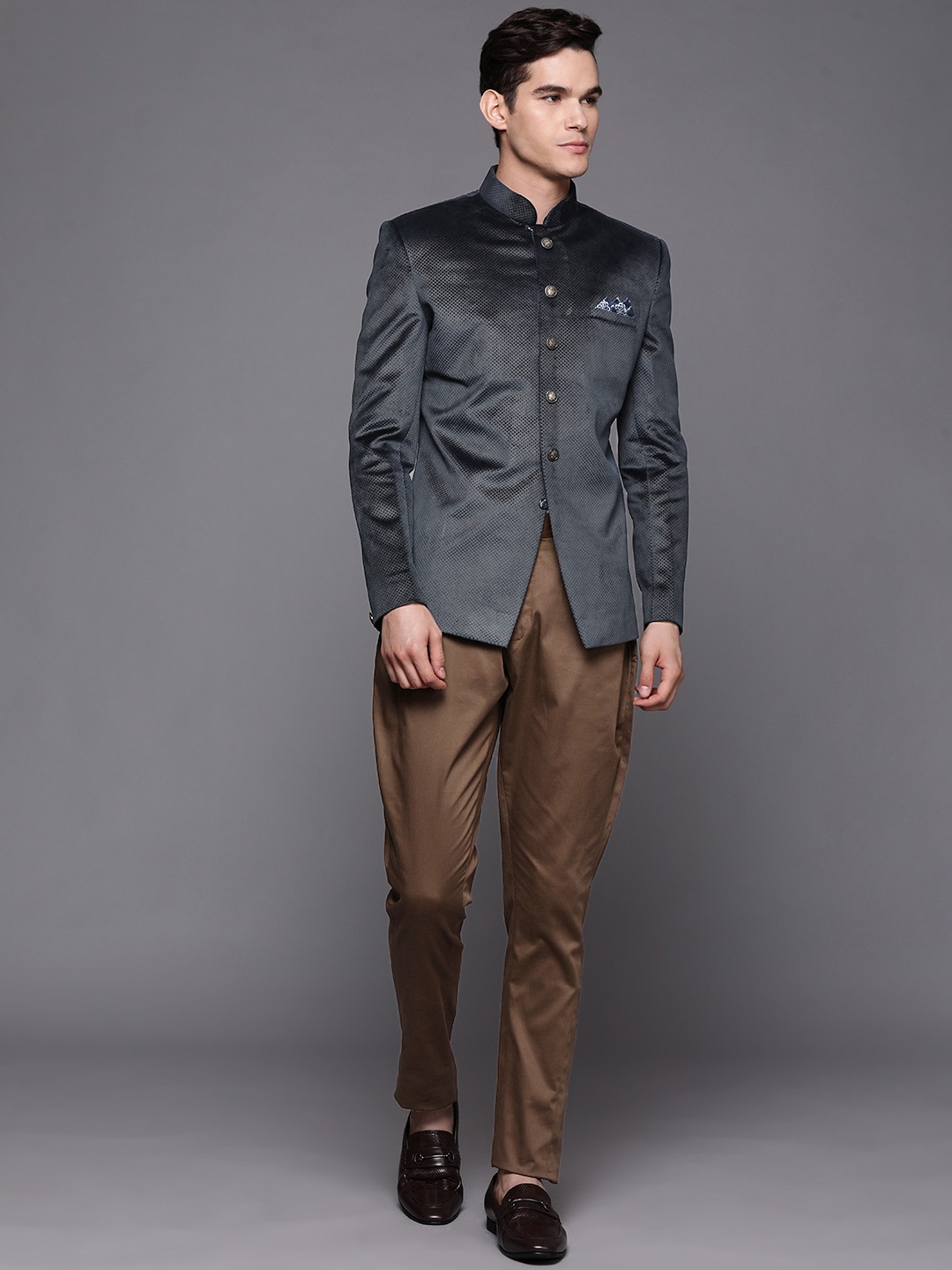 

Manu Navy Blue & Brown Woven Design Suit