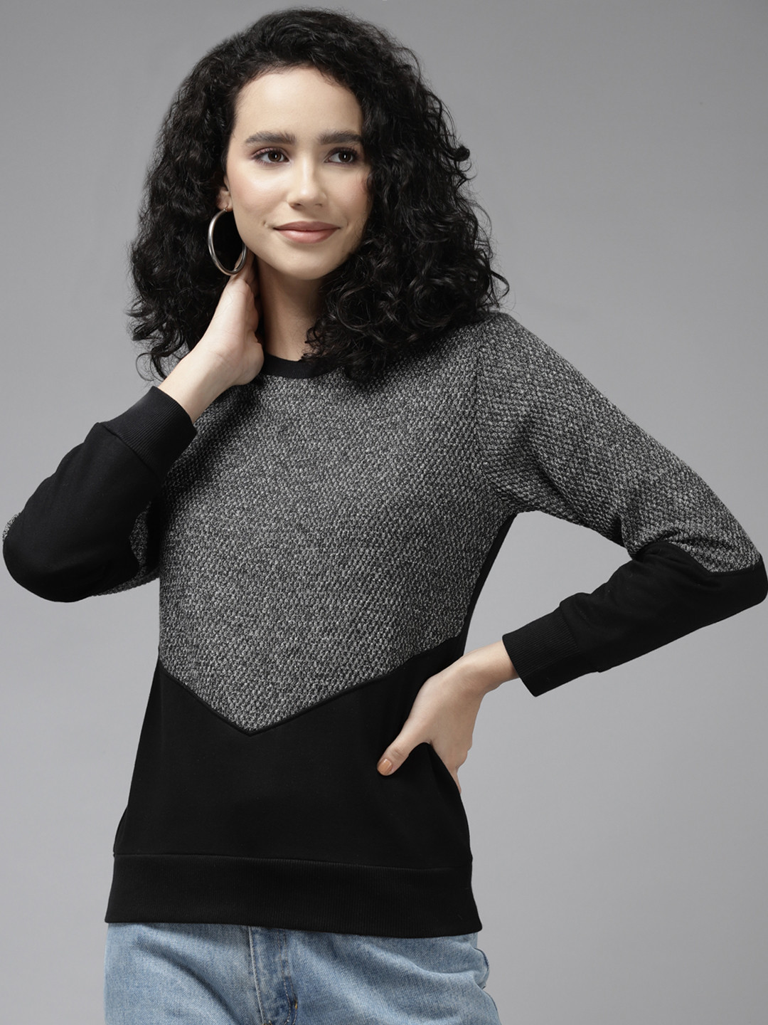 

Cayman Women Black Colourblocked Sweatshirt