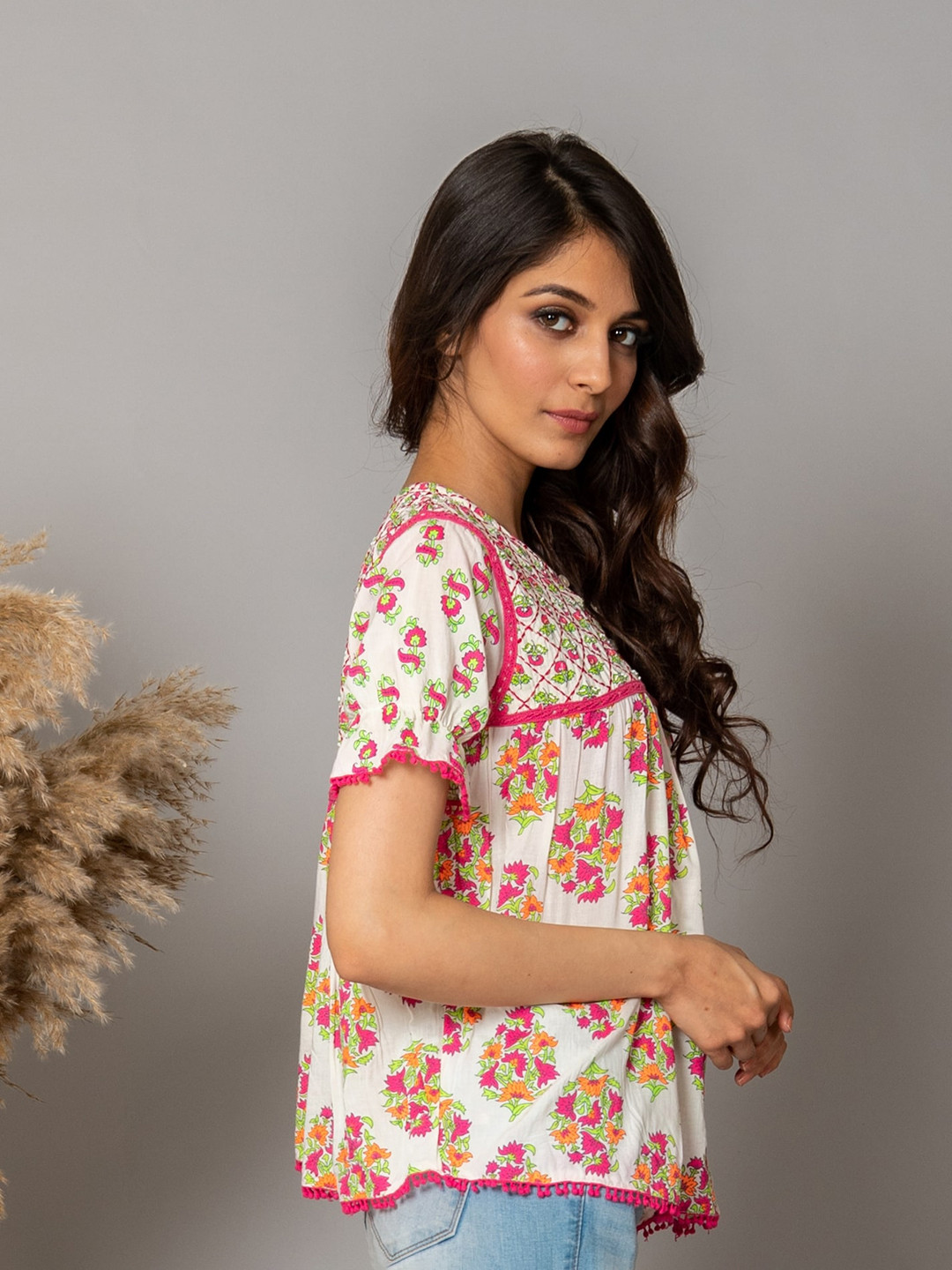 

WESTIFIED Women White Floral Print Top