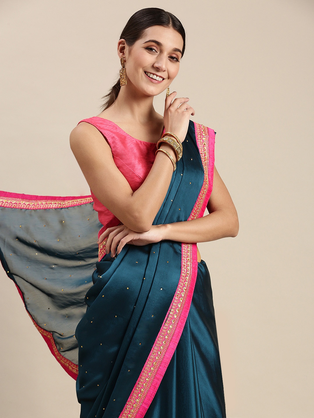 

Anjaneya Sarees Teal Green Solid Silk Blend Saree