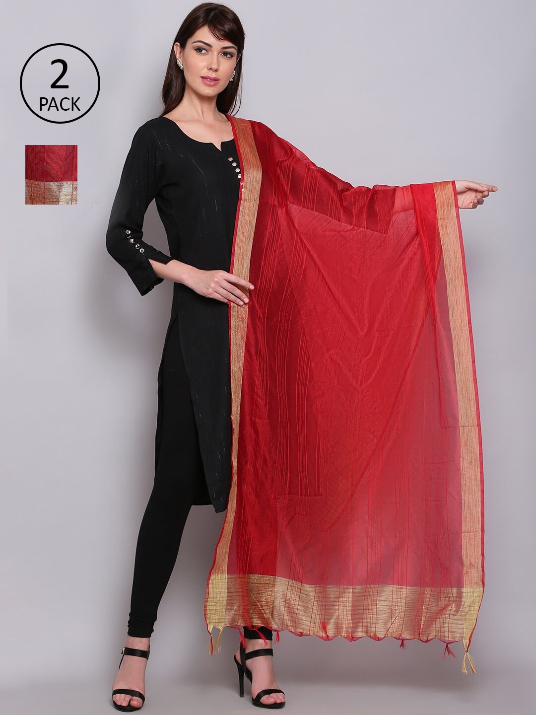 

Miaz Lifestyle Red & Gold-Toned Dupatta with Zari
