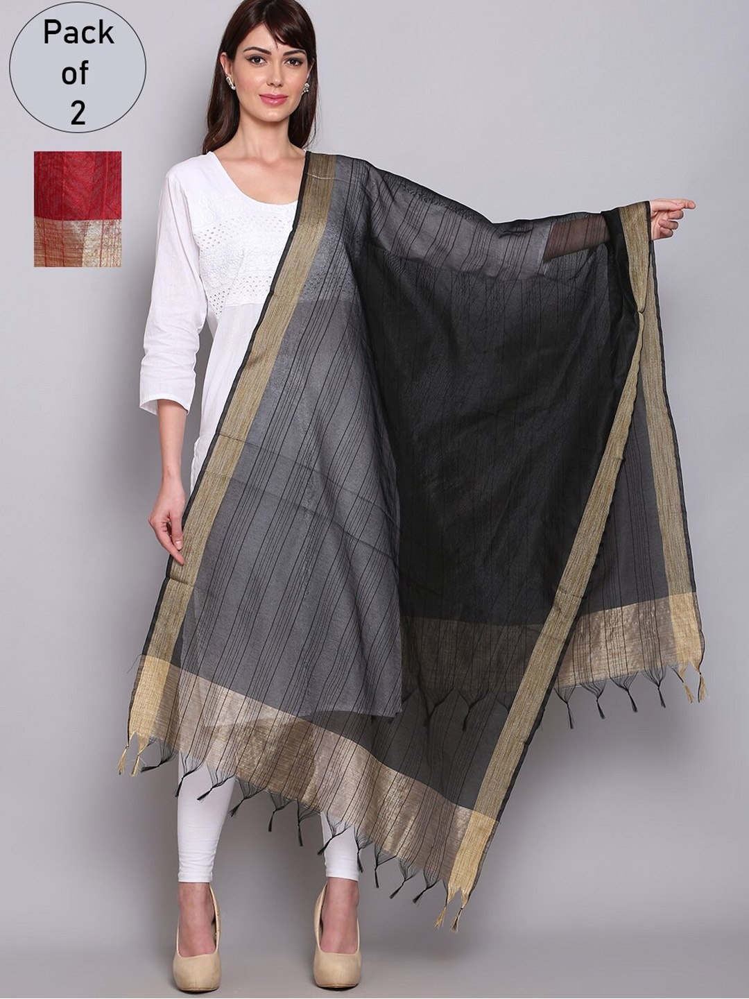 

Miaz Lifestyle Maroon & Black Dupatta with Zari