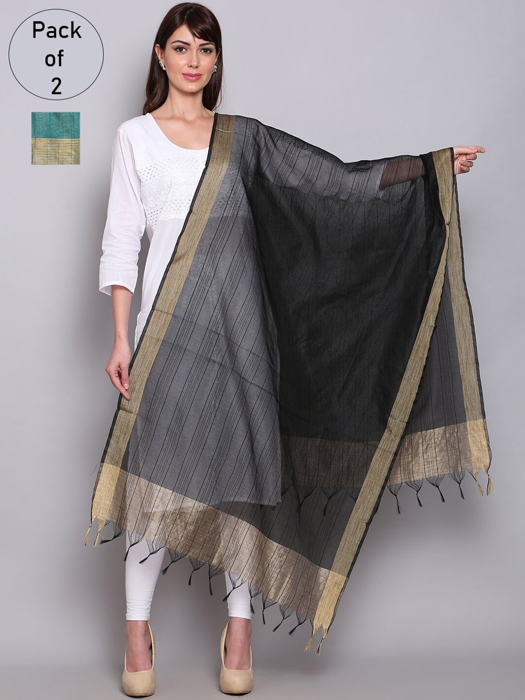 

Miaz Lifestyle Green & Black Dupatta with Zari