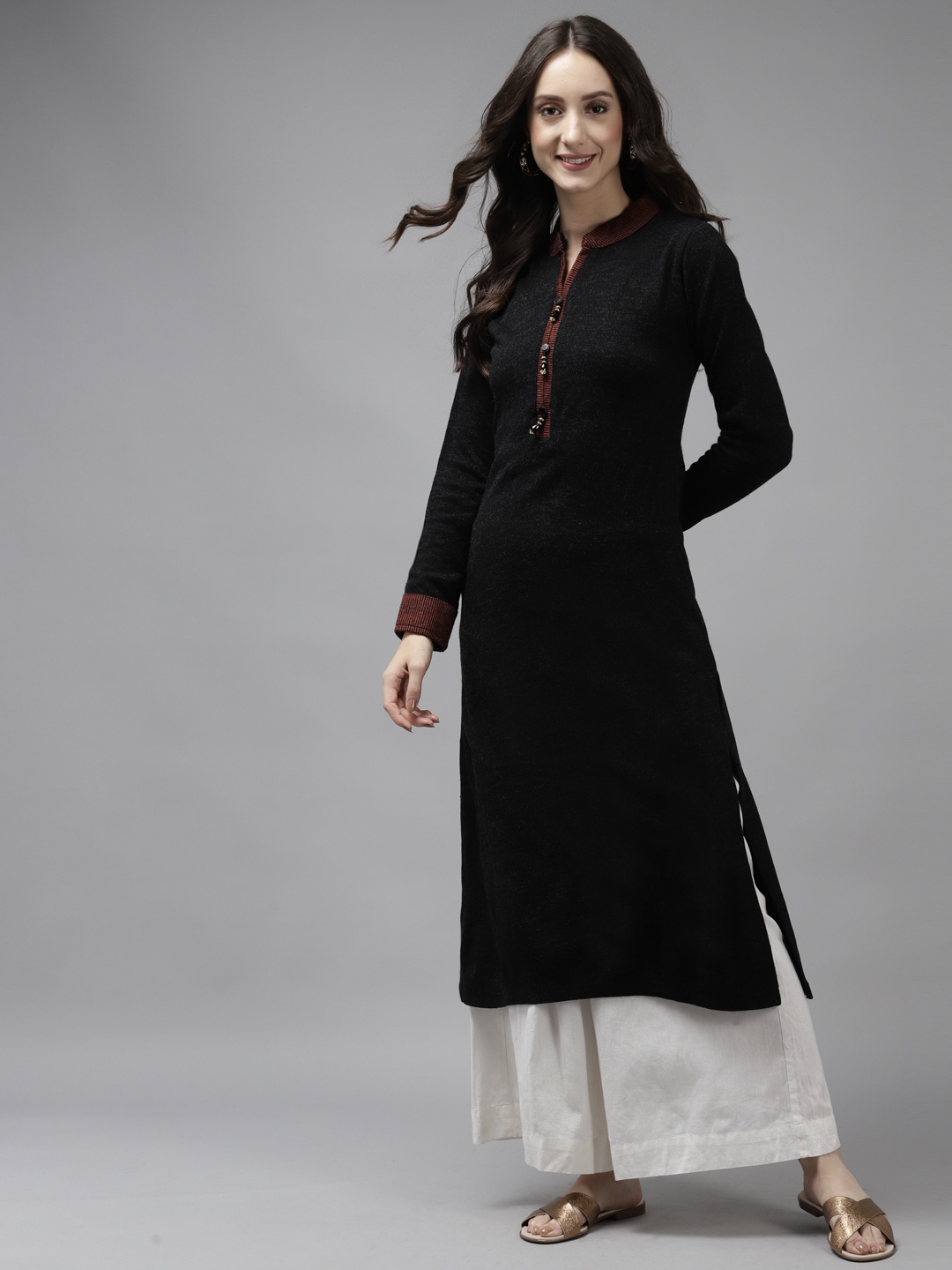 

Cayman Women Black Woollen Solid Winter Kurta
