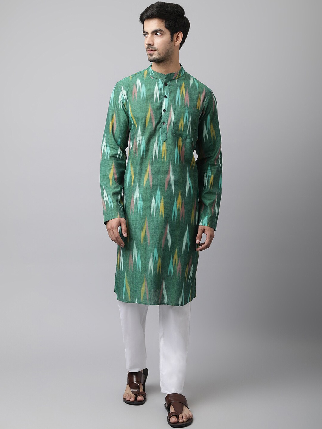 

Waahiba Men Green Printed Angrakha Kurta With Pyjamas