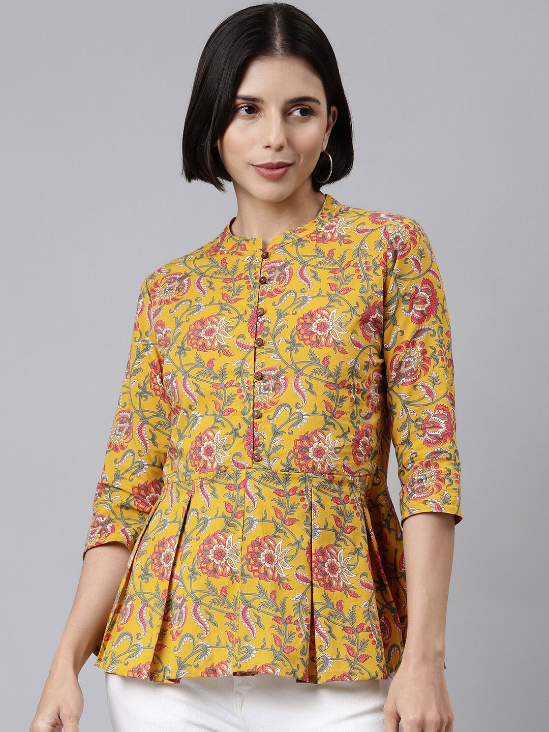 

MALHAAR Women Yellow Floral Print Mandarin Collar Empire Kurti