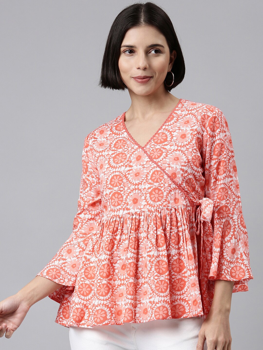 

MALHAAR Women Orange Floral Printed V-Neck Angrakha Kurti
