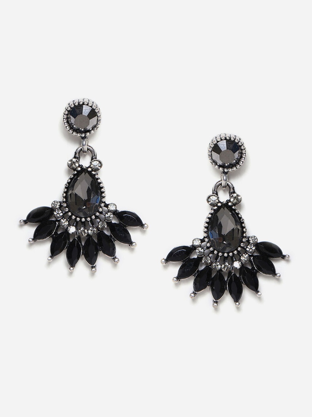 

W Black Women Teardrop Shaped Artificial Beads Drop Earrings