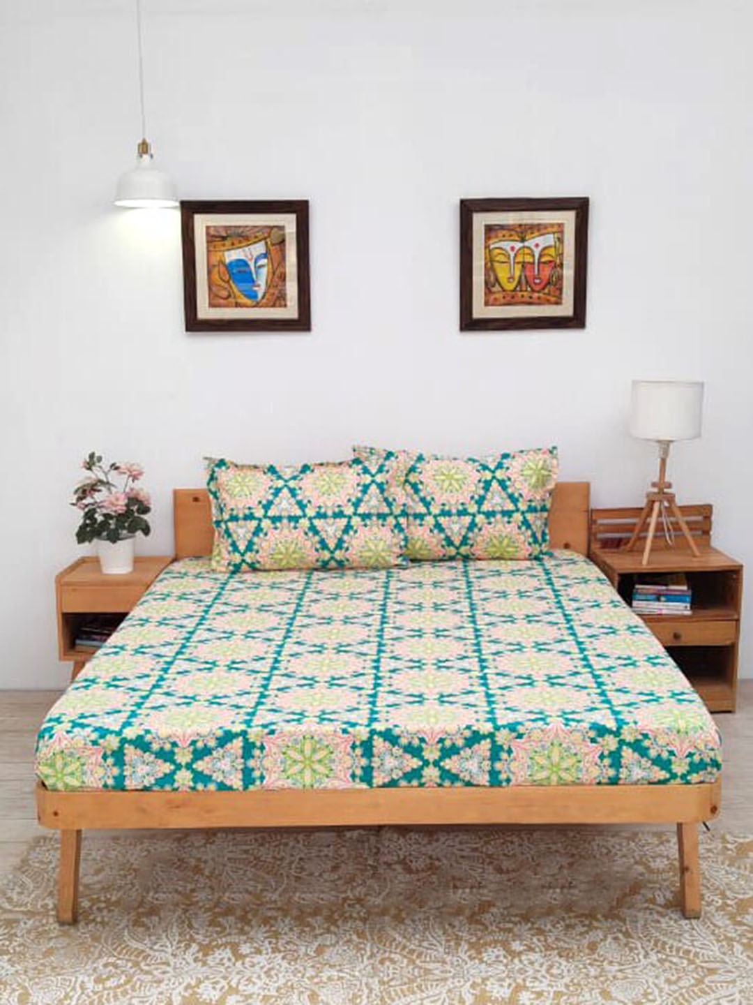 

Ariana Green & Pink Ethnic Motifs Printed 140 TC Queen Bedsheet with 2 Pillow Covers