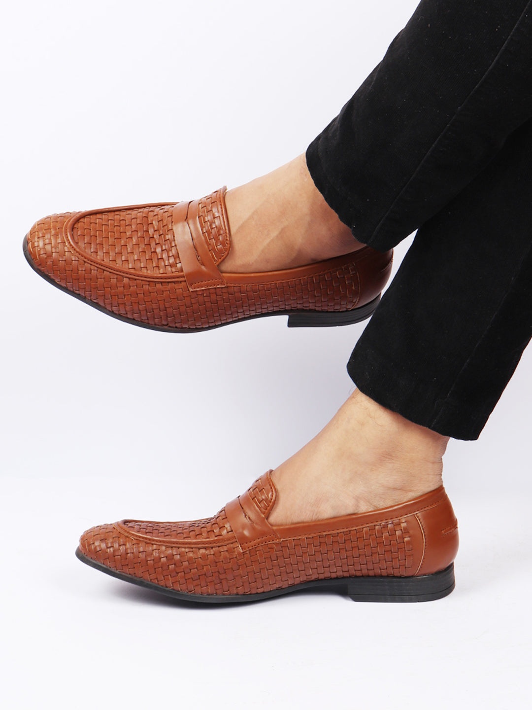 

FAUSTO Men Tan Brown Woven Design PU Loafers