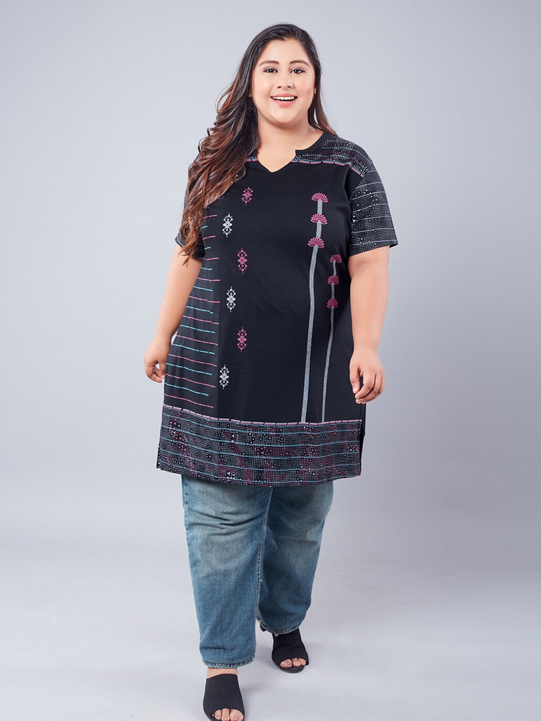 

CUPID Plus Size Black Printed Long Top