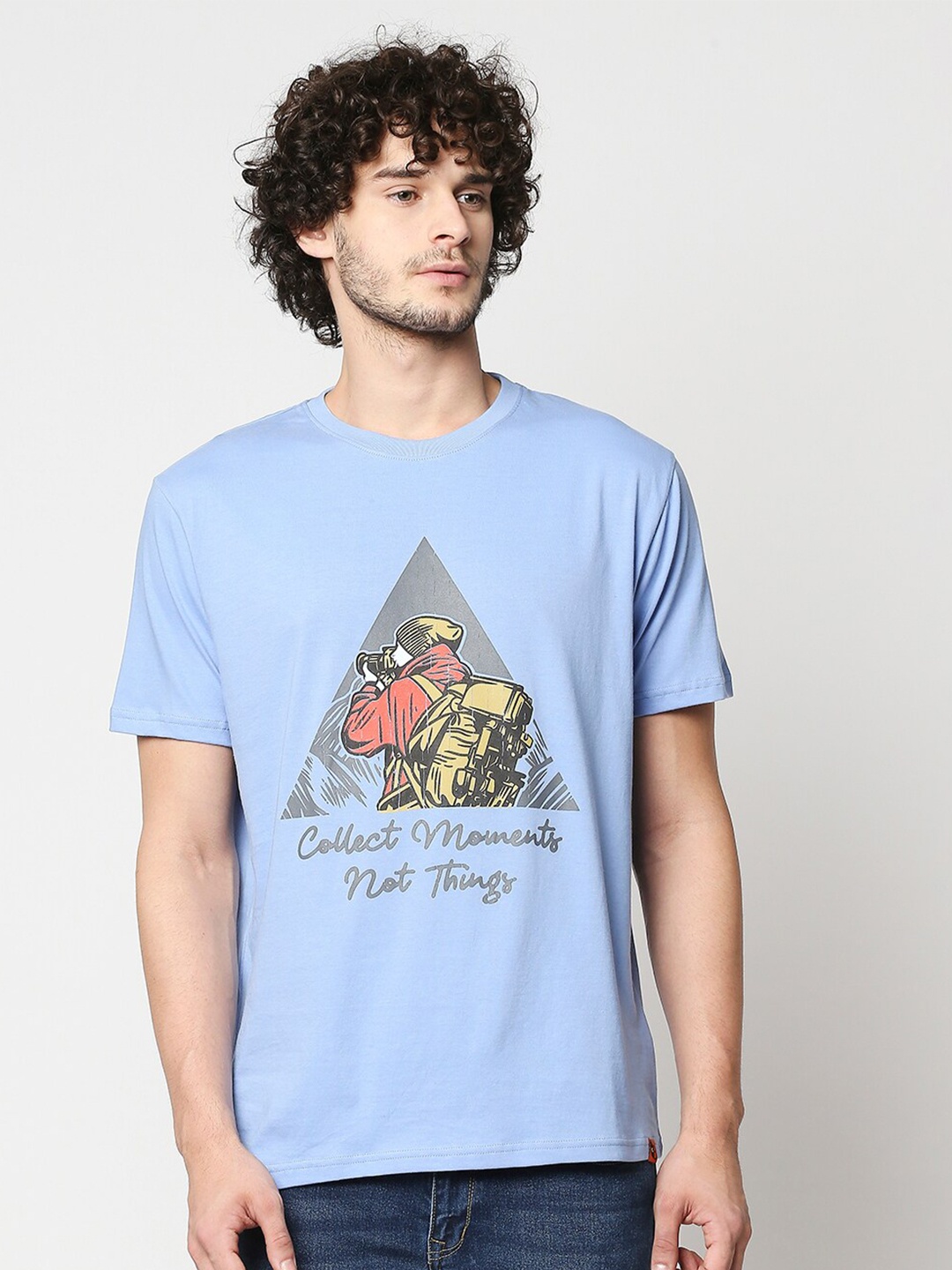 

Blamblack Men Blue Graphic Printed T-shirt