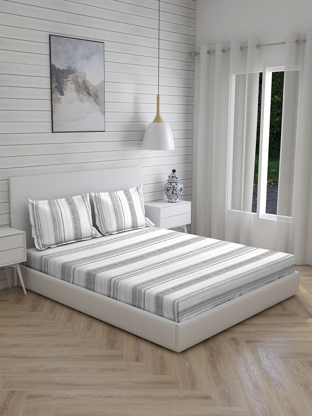 

Boutique Living India Grey & Off White Striped 144 TC King Bedsheet with 2 Pillow Covers