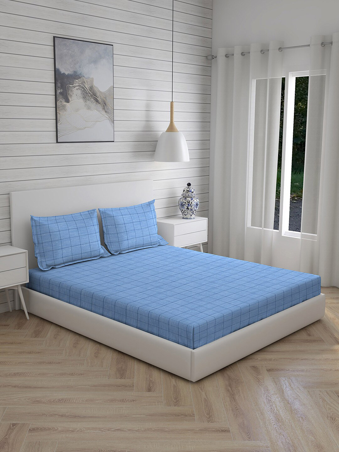 

Boutique Living India Blue & Black Geometric144 TC King Bedsheet with 2 Pillow Covers