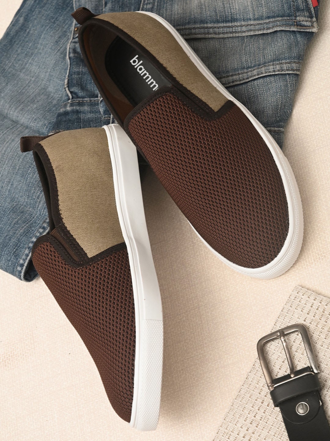 

Blammo Men Brown Colourblocked Slip-On Sneakers