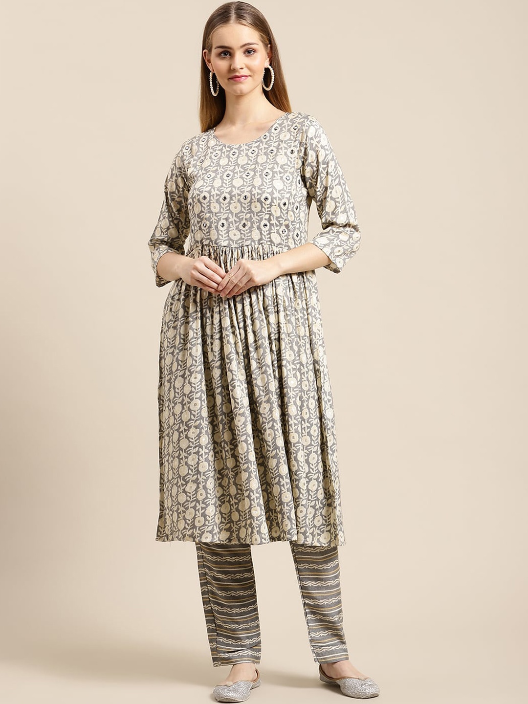 

GUNVANTI FAB Women Grey Printed Pleated Mirror Work Pure Cotton Kurti With Trouser