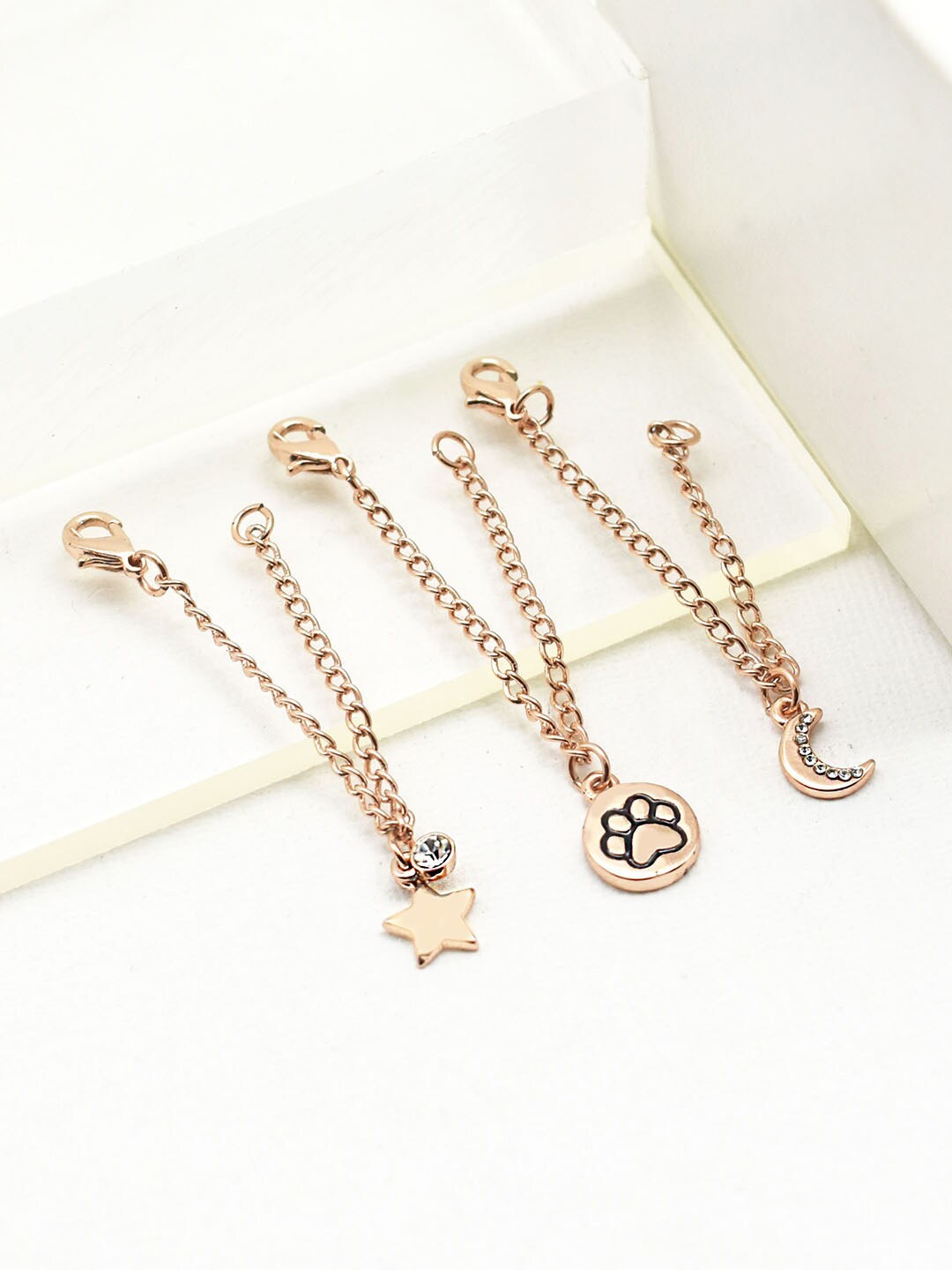 

JOKER & WITCH Women Rose Gold-Toned & White Set Of 3 Stone Studded Watch Charm