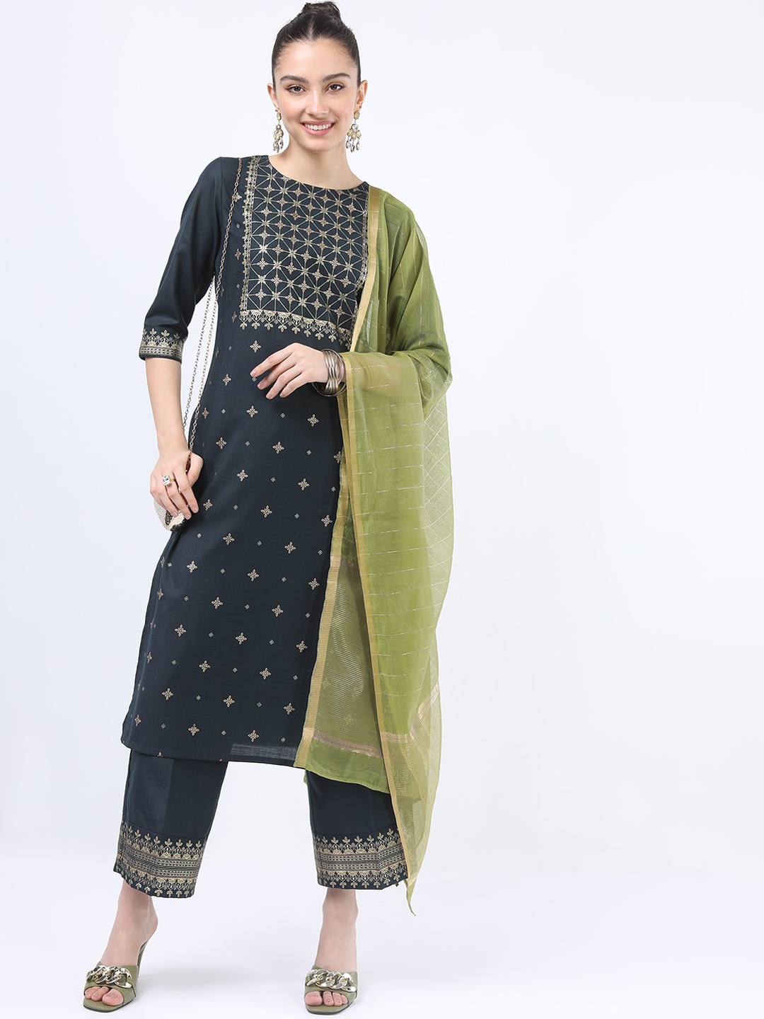 

KETCH Women Green Ethnic Motifs Printed Kurta Set