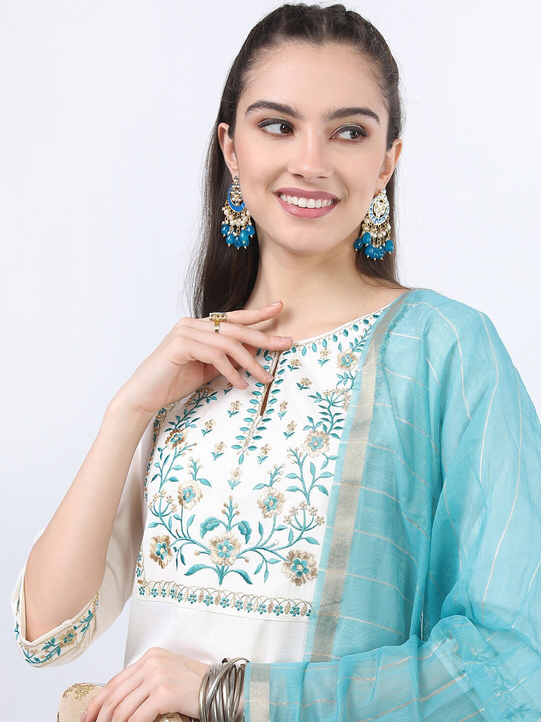 

KETCH Women Cream and Blue Ethnic Motifs Yoke Design Kurti with Palazzos & Dupatta