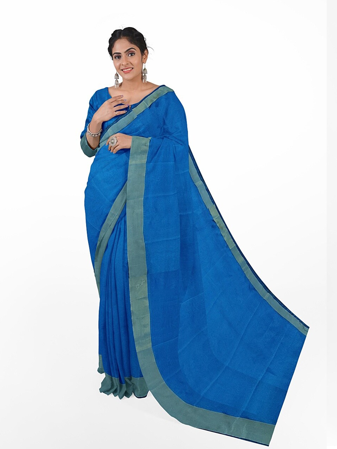 

KALINI Blue & Green Silk Cotton Sungudi Saree With Un-Stitched Blouse