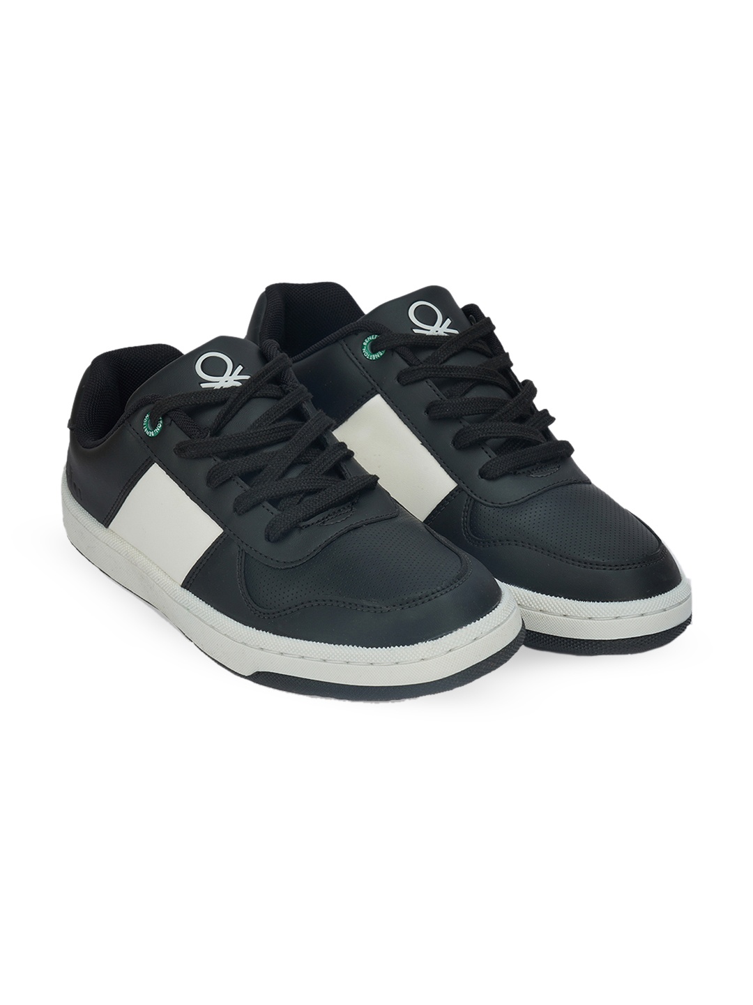 

United Colors of Benetton Men Black Colourblocked PU Sneakers
