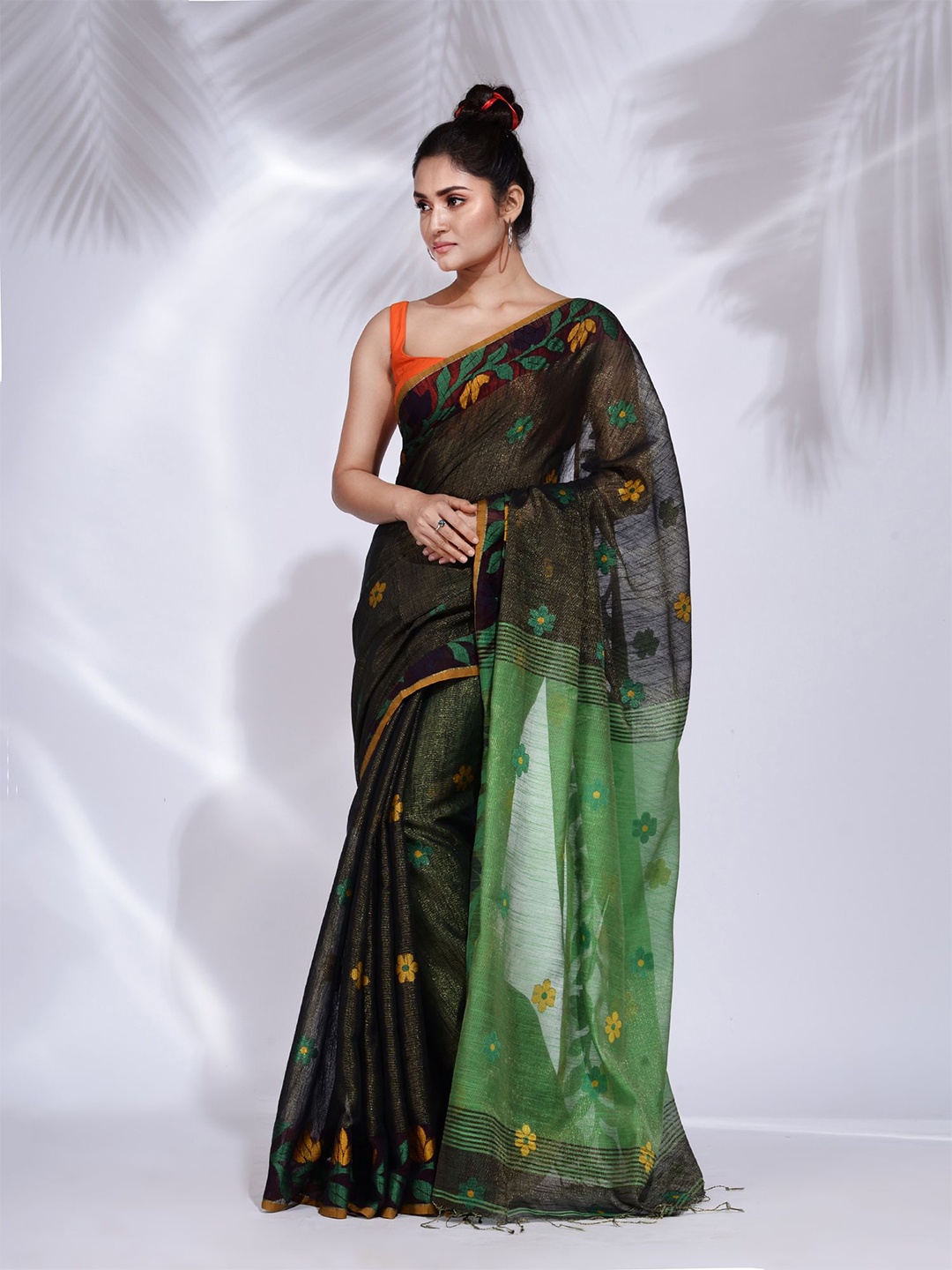 

Charukriti Green & Yellow Woven Design Tissue Saree