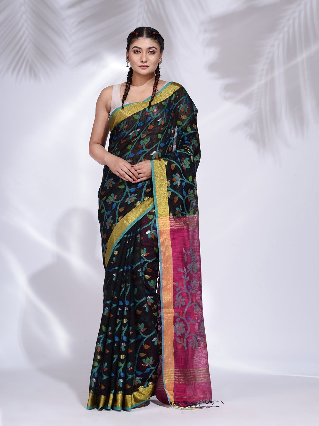 

Charukriti Black Woven Design Pure Cotton Saree