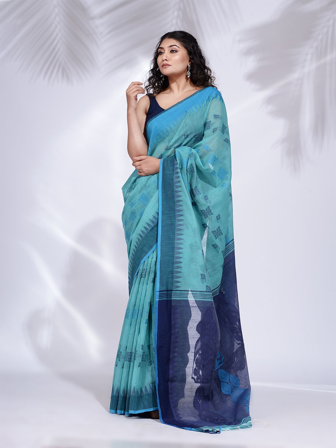 

Charukriti Sky Blue & Navy Blue Woven Design Pure Cotton Saree