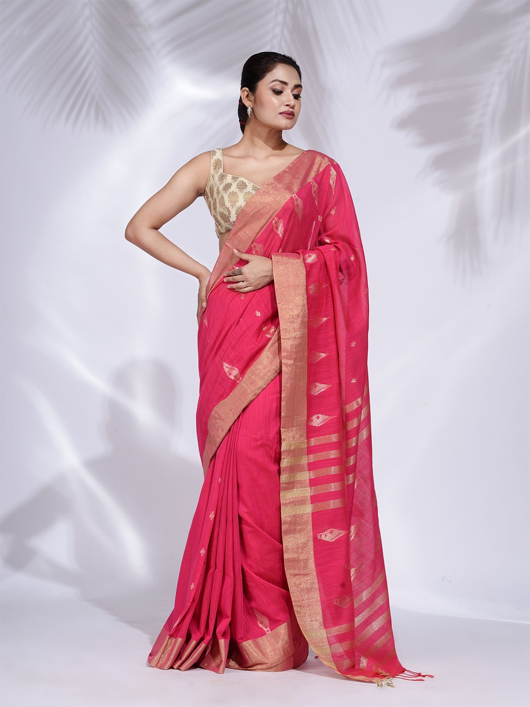 

Charukriti Pink & Gold-Toned Ethnic Motifs Zari Pure Cotton Saree