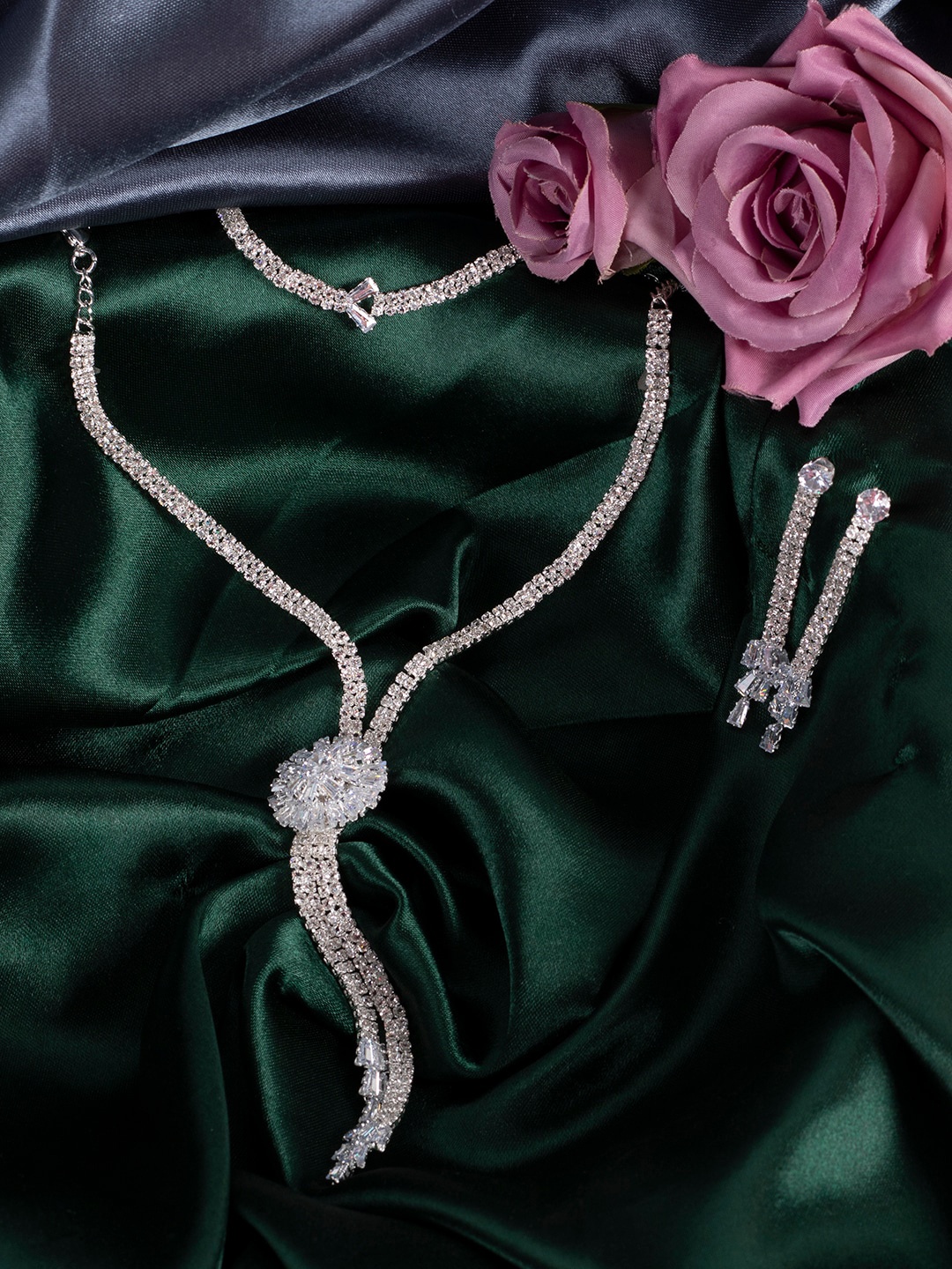 

SOHI Women Silver-Plated White Stone Studded Jewellery Set