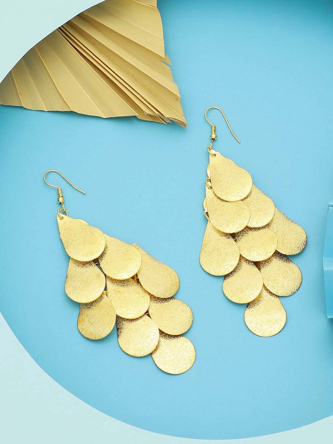 

SOHI Women Gold-Toned Contemporary Drop Earrings