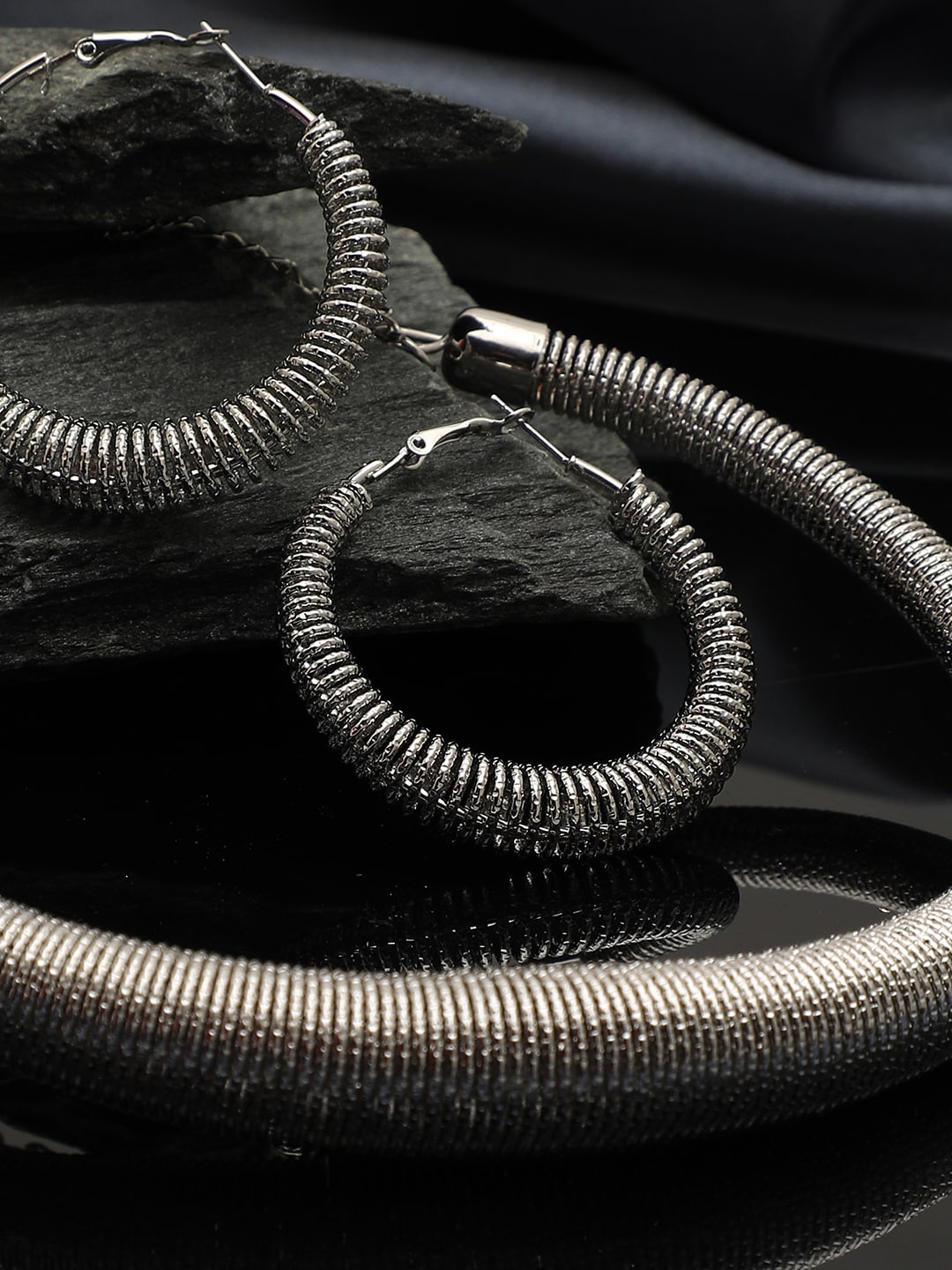 

SOHI Silver-Plated & Toned Designer Jewellery Set