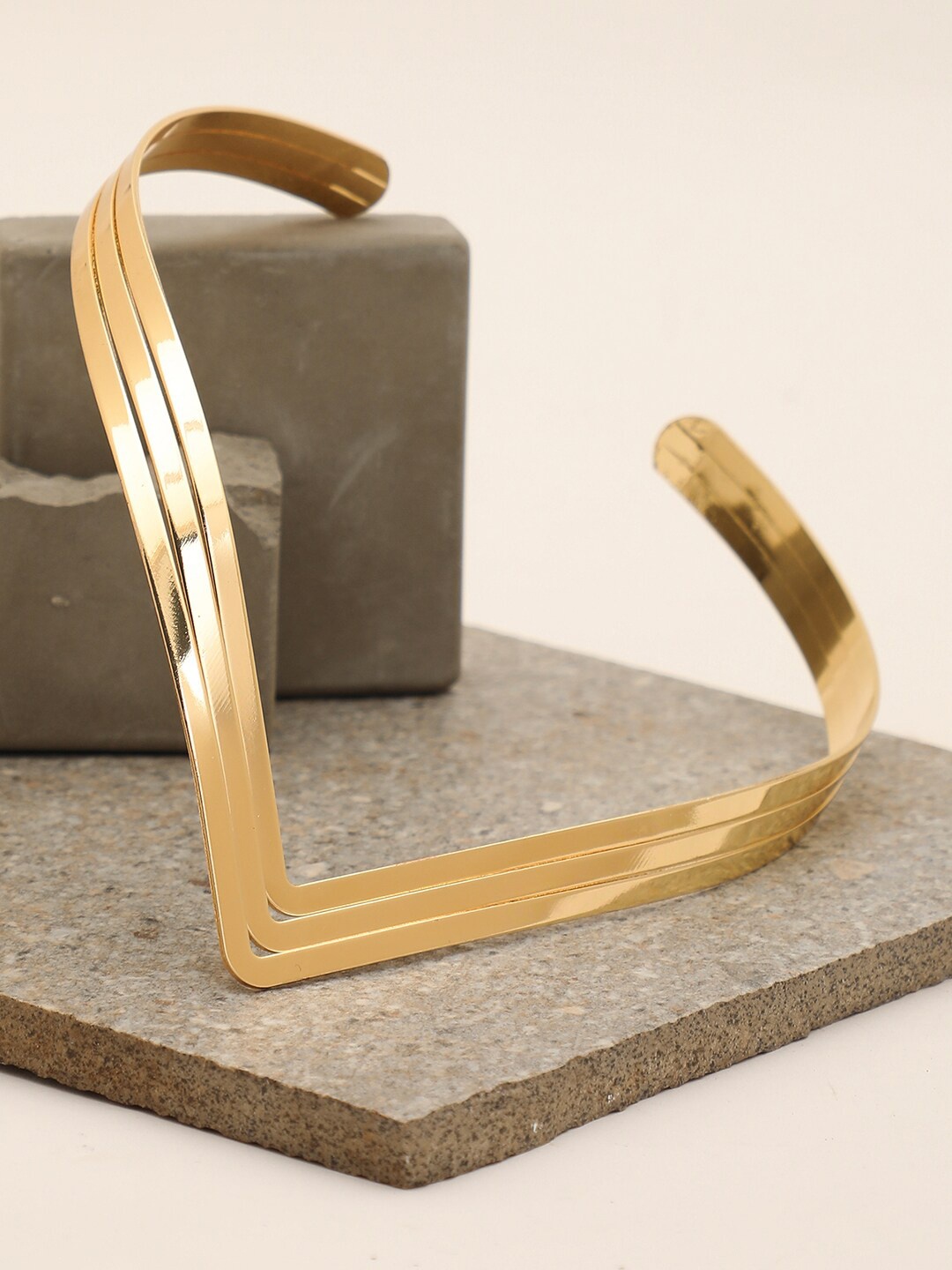 

SOHI Women Gold-Plated Necklace